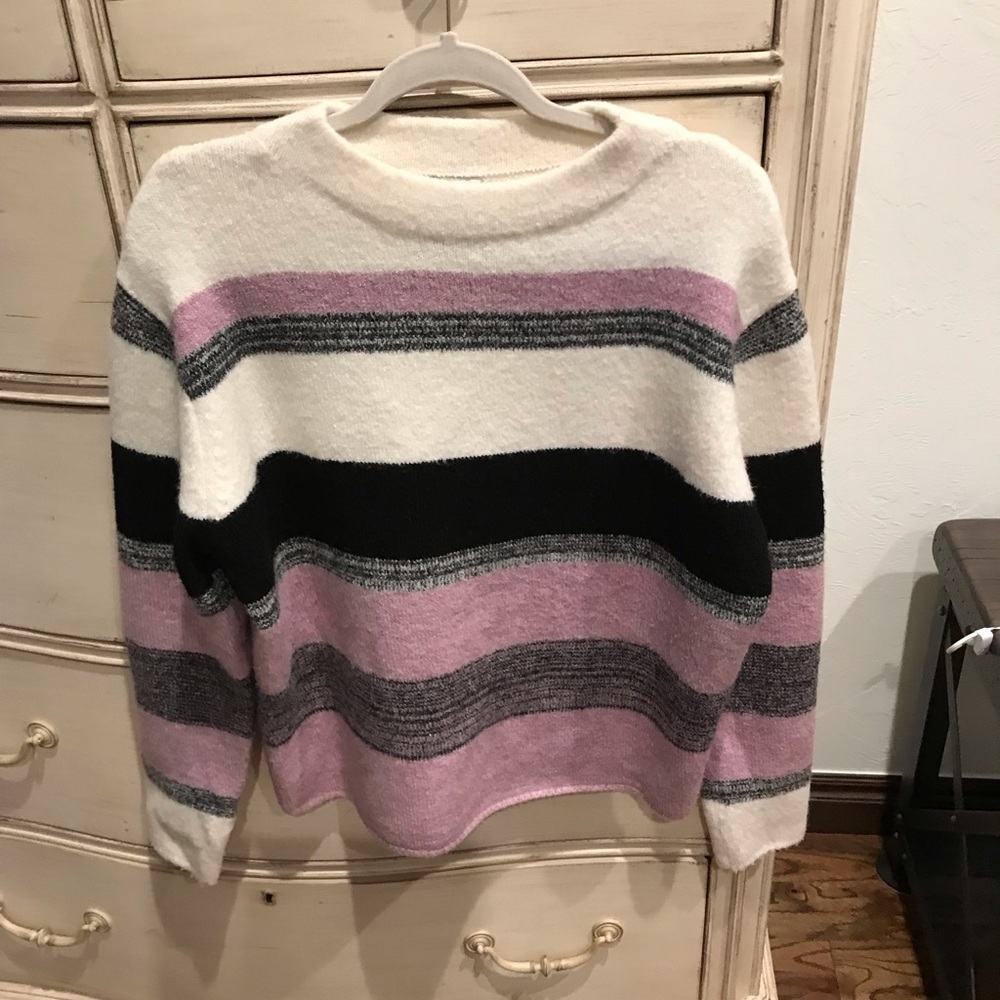 Rain & Rose super soft sweater